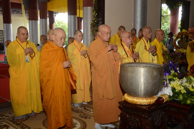 viengtang1 (3).jpg