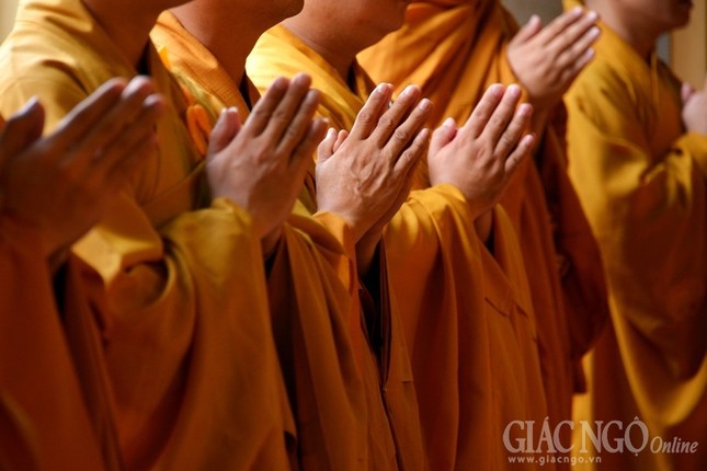 An trụ Không môn ảnh 1 cuathien.jpg