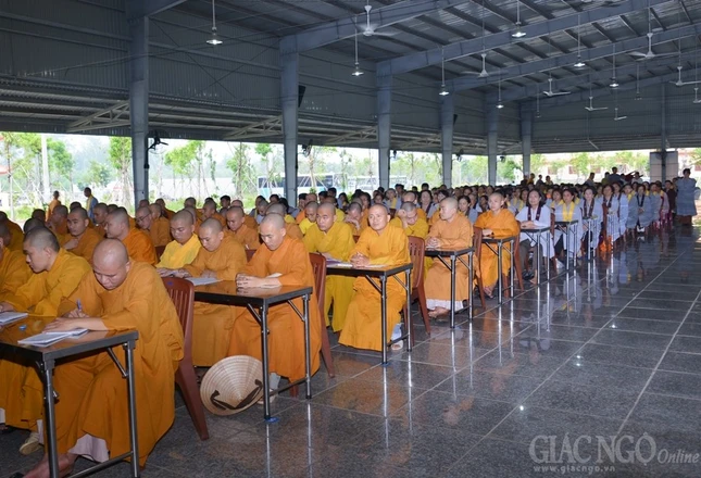 Khoa tu ngay 16-10-2016 (2).JPG