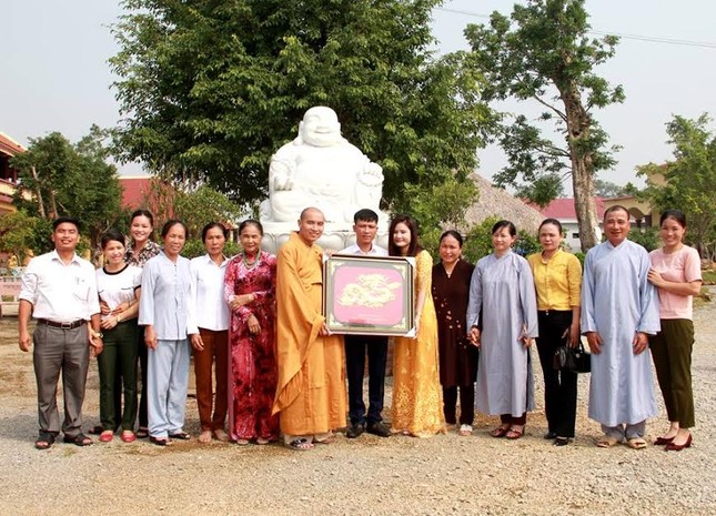 a huutinh.jpg