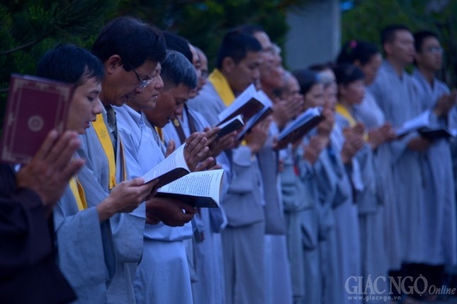 Via Quan Am_19-9 Binh Than (5).jpg