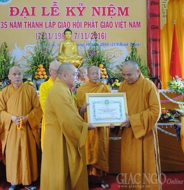 Gia Lai trang nghiêm kỷ niệm 35 năm thành lập Giáo hội ảnh 8 H9.jpg