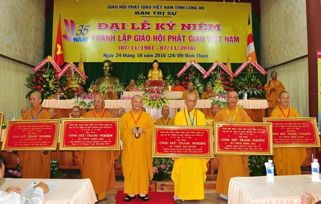 PG Long An trọng thể kỷ niệm 35 năm thành lập Giáo hội ảnh 8 H11.jpg