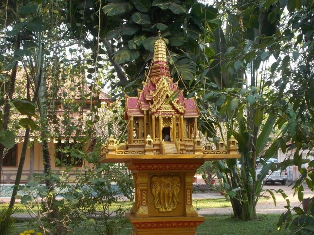 Thăm một vài ngôi chùa đẹp ở Sài Gòn ảnh 2 anh1.2.jpg