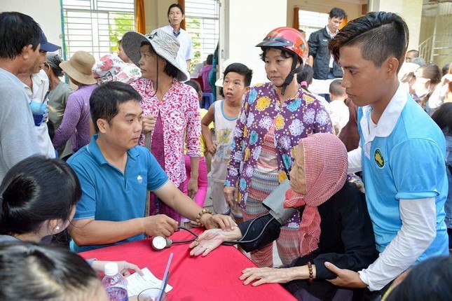 nhom cong dong.jpg