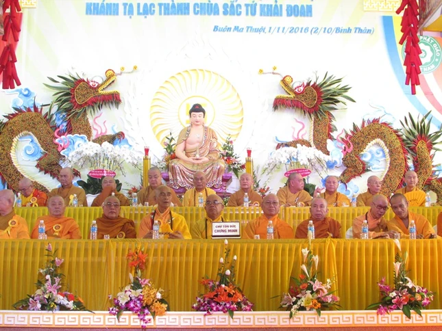 Đắk Lắk: Lễ lạc thành chùa Sắc tứ Khải Đoan ảnh 1 Ch_ t_n ch_ng minh.JPG