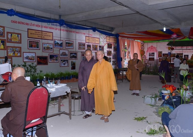 Chuan bi cho dai le (14).jpg