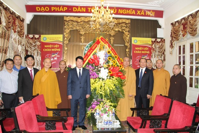 Bộ Công an, Ban Tôn giáo Chính phủ chúc mừng Giáo hội ảnh 2 img_6642_1_jpg.jpg