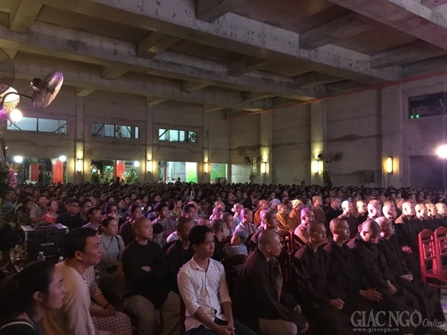 Lắng đọng với buổi xem phim tại Việt Nam Quốc Tự ảnh 3 _nh 2.jpg