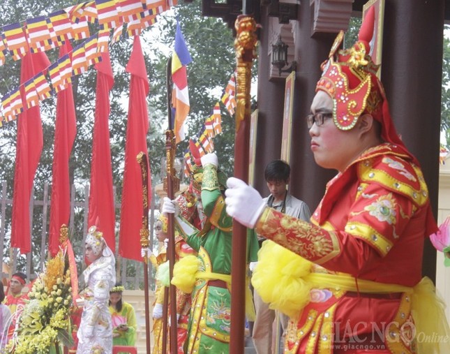 Chùm ảnh: Sắc màu ngày hoan hỷ ảnh 7 1 bt pv10.jpg