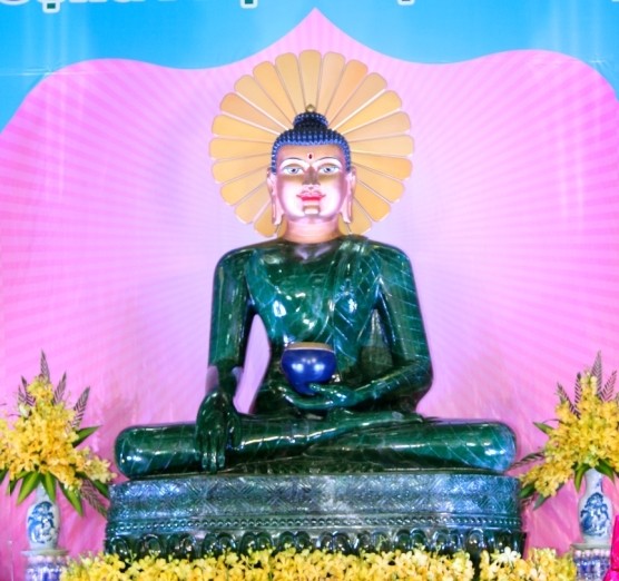 Phật ngọc Hòa bình thế giới sẽ tôn trí tại Bình Dương ảnh 1 KQ_khaimac_Phatngoc__47__181847819_501240916.jpg