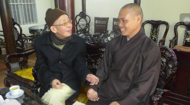 Chùa Tường Vân sương lạnh phủ tháp mờ... ảnh 7 1 thay trichon 7.jpeg