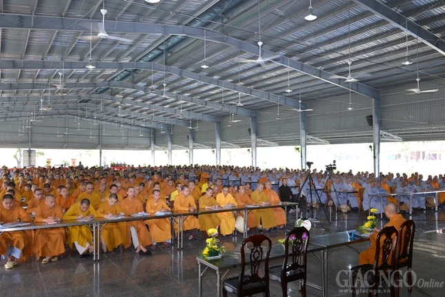 Khoa tu ngay 13-11-2016 (3).jpg