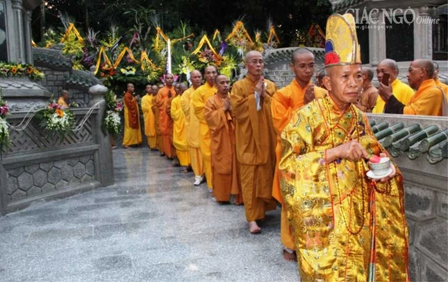 A tuong niem (11).JPG