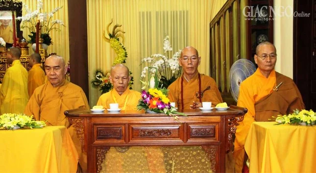 A tuong niem (16).JPG