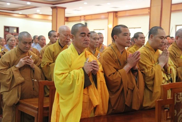 Lễ tưởng niệm HT.Thích Chơn Thiện tại Hà Nội ảnh 12 img_6896.jpg