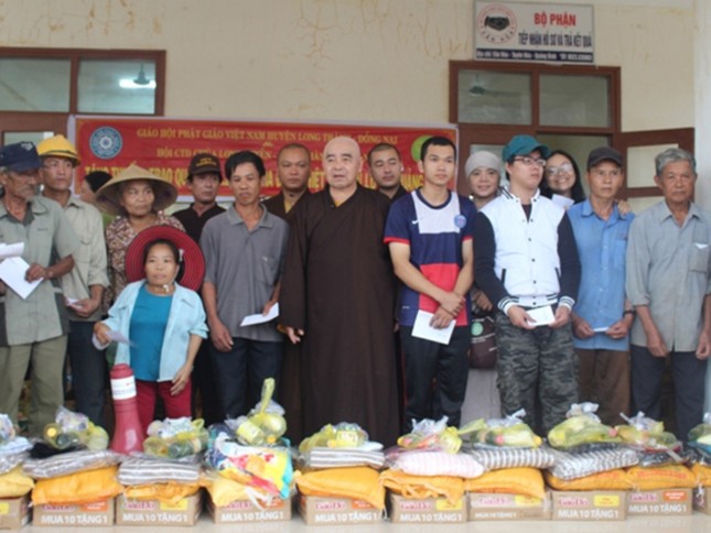 Anh từ thiện (18).JPG