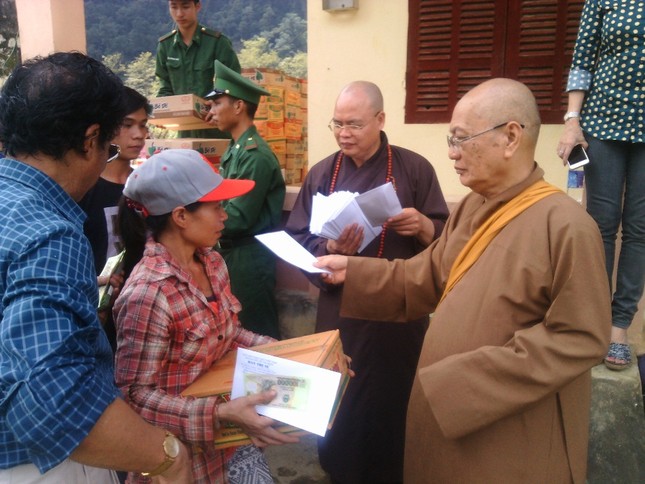 Đến để chia sẻ ảnh 1 Anh - Anh Minh.jpg