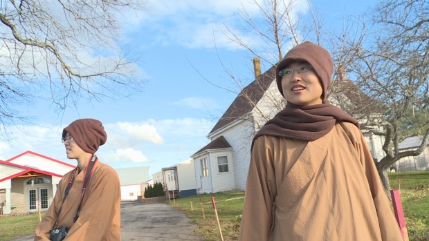 nuns.jpg