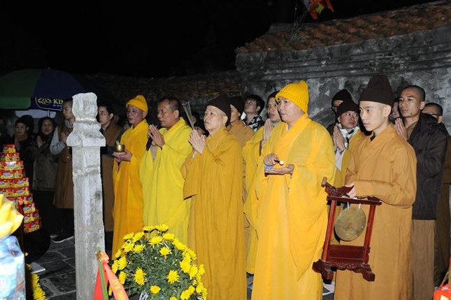 Tưởng niệm Đức Phật hoàng trên Yên Tử ảnh 9 1 a qninh 2.jpg