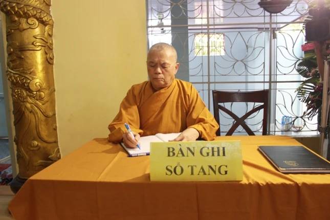 BTS Q.Gò Vấp viếng tang cố HT.Thích Thiện Phát ảnh 5 8.jpg