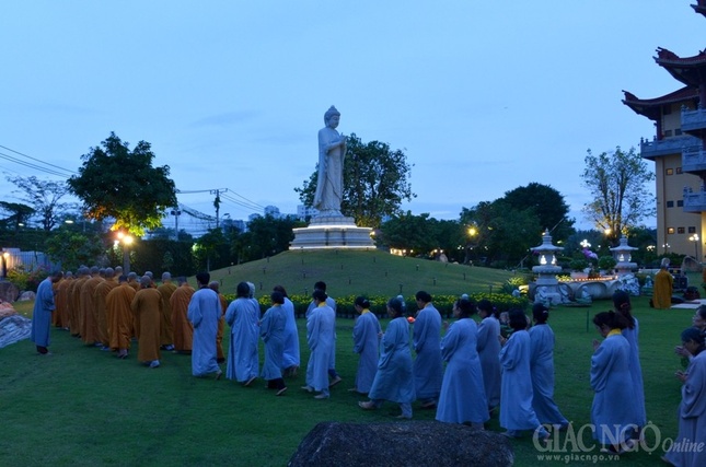 Le via Phat A Di Da (12a).jpg