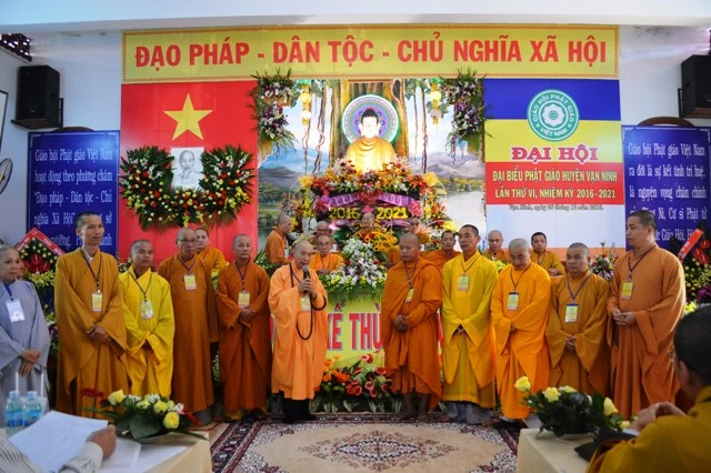 Khánh Hòa: Đại hội Phật giáo huyện Vạn Ninh ảnh 3 tanBts.JPG