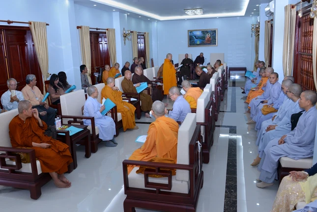 Le Tat Nien HVPG co so Le Minh Xuan (1).JPG