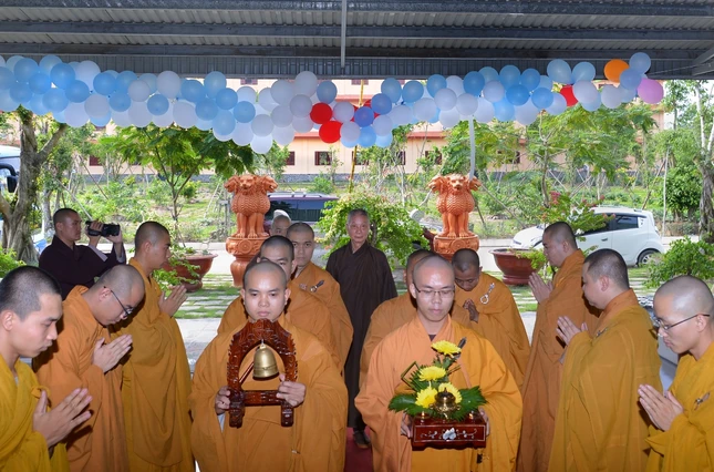 Le Tat Nien HVPG co so Le Minh Xuan (3).JPG