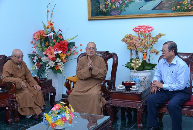 Chuc Tet- ngay 19-1-2017 (8).jpg