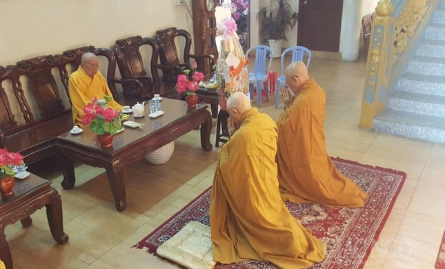 BTS TP.HCM chúc Tết chư tôn đức HĐCM, HĐTS ảnh 6 10.jpg