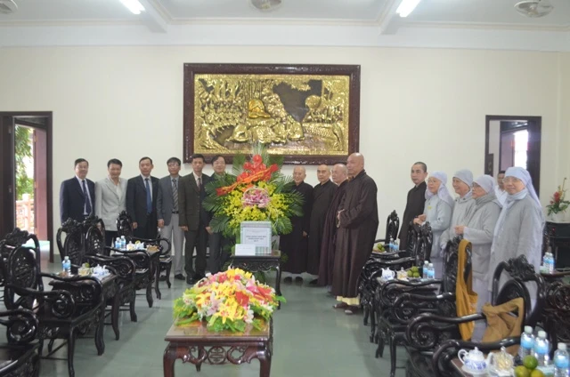 TT-Huế: Chính quyền tỉnh chúc Tết BTS PG tỉnh ảnh 1 a hue 1.JPG