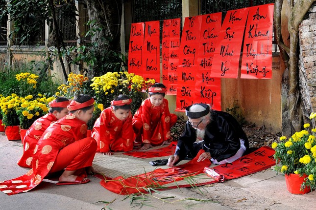 Tết ngoài ngõ ảnh 1 phong-tuc-ngay-tet6.jpg