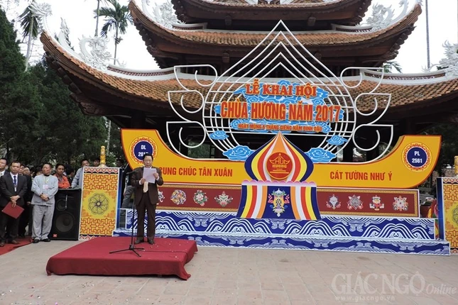 Hương Sơn đã vào mùa hội ảnh 3 DSCN6868.jpg