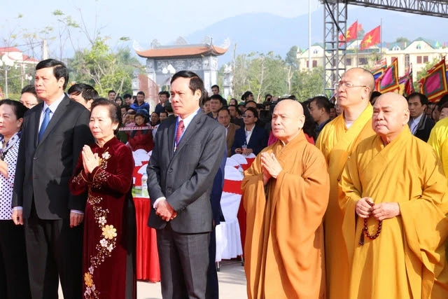 Quảng Ninh: Rộn ràng khai hội Xuân Yên Tử 2017 ảnh 16