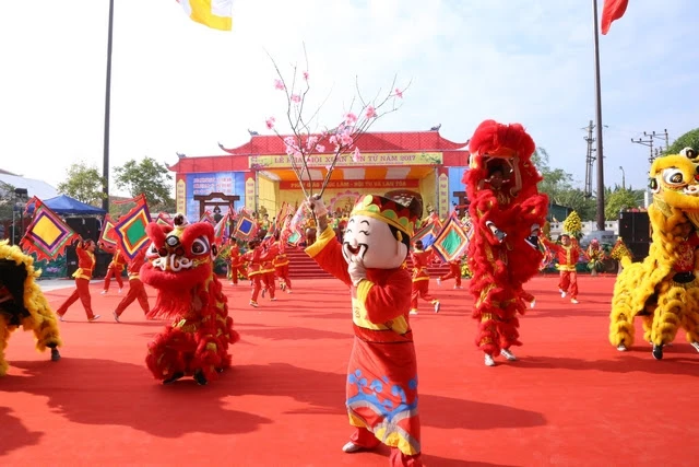 Quảng Ninh: Rộn ràng khai hội Xuân Yên Tử 2017 ảnh 17