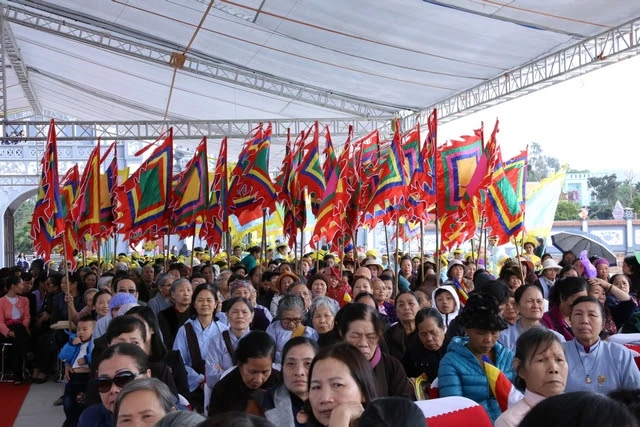 Quảng Ninh: Rộn ràng khai hội Xuân Yên Tử 2017 ảnh 25