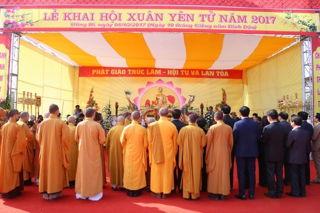 Quảng Ninh: Rộn ràng khai hội Xuân Yên Tử 2017 ảnh 31