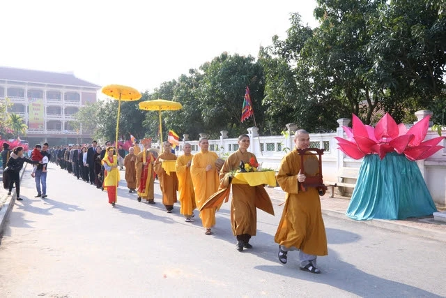 Quảng Ninh: Rộn ràng khai hội Xuân Yên Tử 2017 ảnh 14