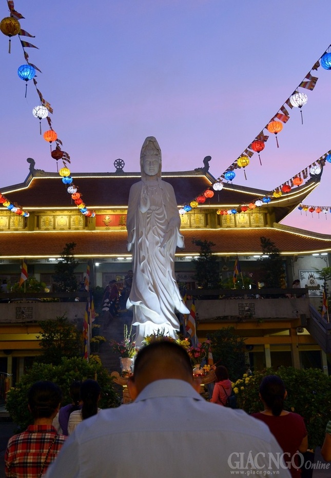 Ram thang Gieng (14).jpg