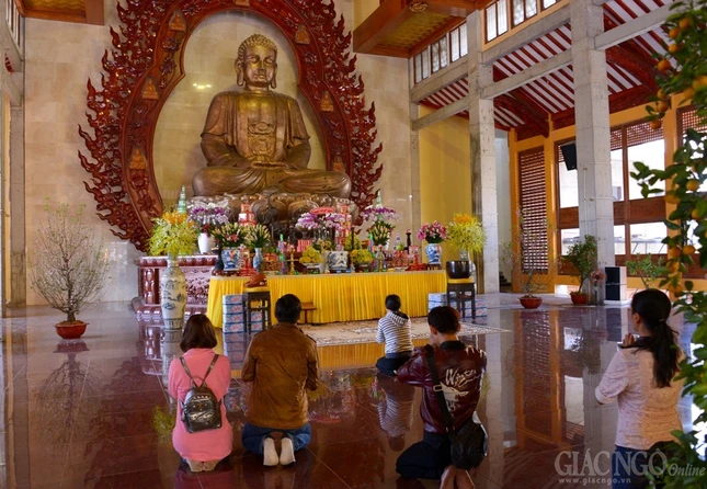 Ram thang Gieng (7).jpg