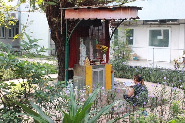 Điểm tựa tâm linh nơi “lằn ranh sanh tử” ảnh 4 1tt.jpg