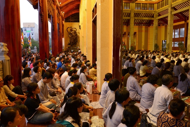 Hoa thuong thuyet giang tai VNQT (5).JPG