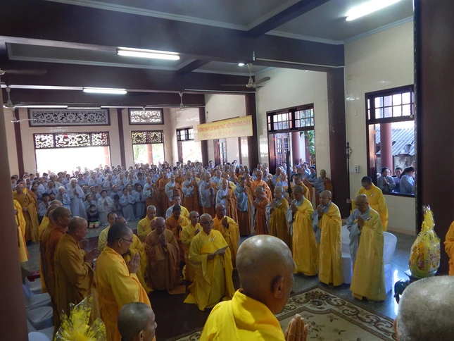 Bình Thuận: Tưởng niệm HT.Thích Chơn Thành ảnh 2 tuong niem 2.jpg