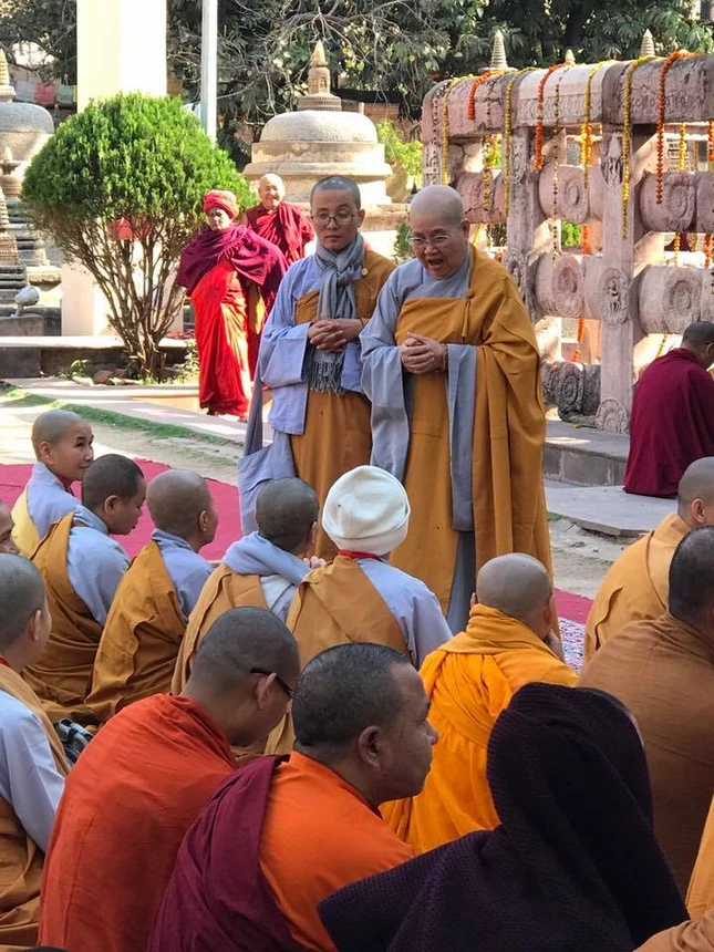 Chùa Phước Viên cúng dường, tặng quà tại Ấn Độ ảnh 1 phuoc vien 1.jpg