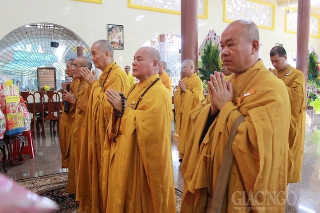 TƯGH tưởng niệm cố Đại lão HT.Thích Trí Tịnh ảnh 11 3tn.jpg