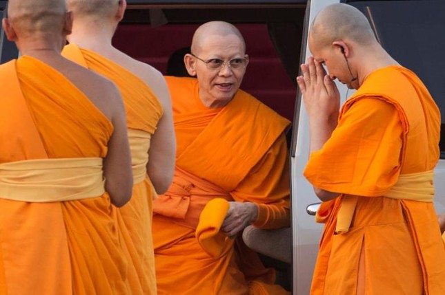 Thái Lan tìm kiếm sư trụ trì mới cho Dhammakaya ảnh 1 s4.reutersmedia.net.jpg