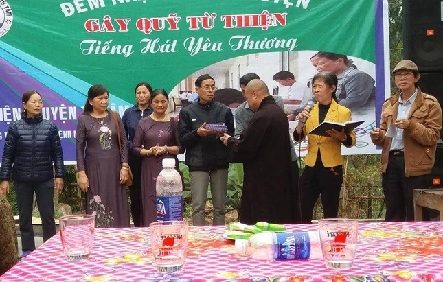 huutinh (1).jpg