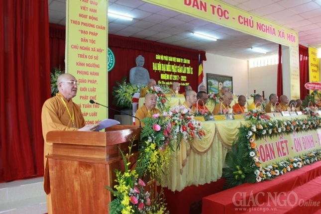 Trang nghiêm Đại hội Phật giáo TP.Cần Thơ kỳ IX ảnh 8 14ct.jpg