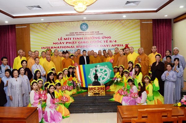 Hà Nội: Mít-tinh hưởng ứng Ngày Phật giáo Quốc tế ảnh 6 005.jpg